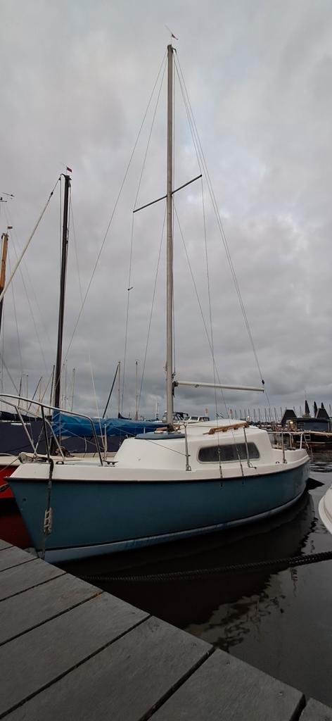 T.e.a.b. Klein Kajuitzeilbootje Bradwell 18., Watersport en Boten, Kajuitzeilboten en Zeiljachten, Gebruikt, Polyester, Tot 6 meter