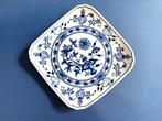 Bohemia Zwiebelmuster bord 21cm x 21 cm, Ophalen of Verzenden, Porselein, Overige stijlen, Bord(en)