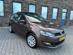 Volkswagen Polo HIGHLINE 1.2 TSI 5D Airco Pano Carplay Xenon, Voorwielaandrijving, Stof, Zwart, 4 cilinders