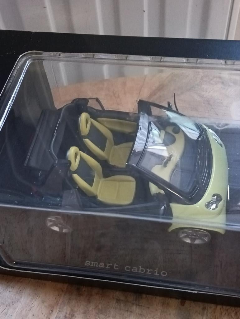 Schaalmodel Smart Cabrio 1:18, Hobby en Vrije tijd, Ophalen of Verzenden