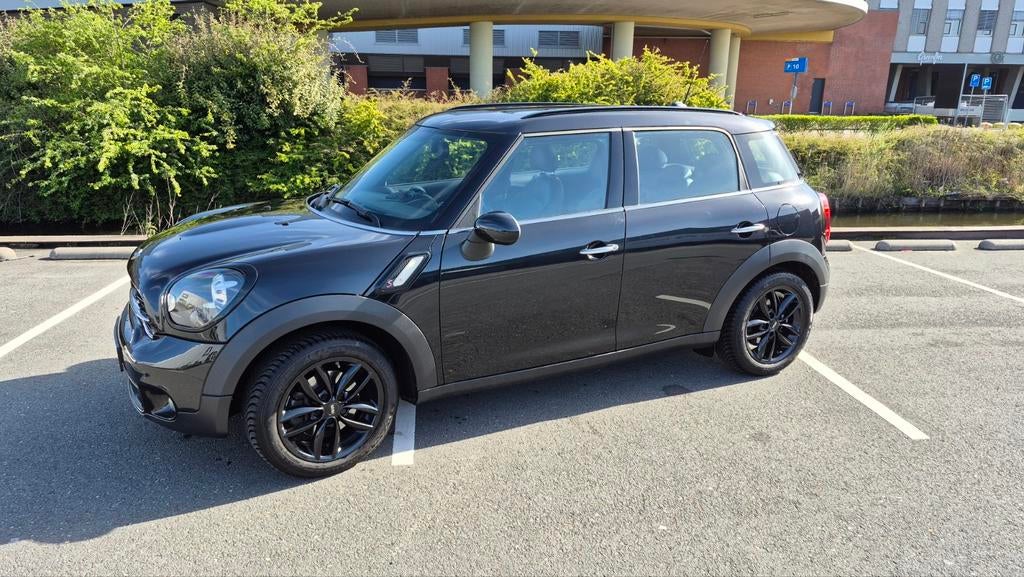 Mini Countryman 1.6 Cooper S 2016 Zwart, Voorwielaandrijving, Zwart, Handgeschakeld, Particulier