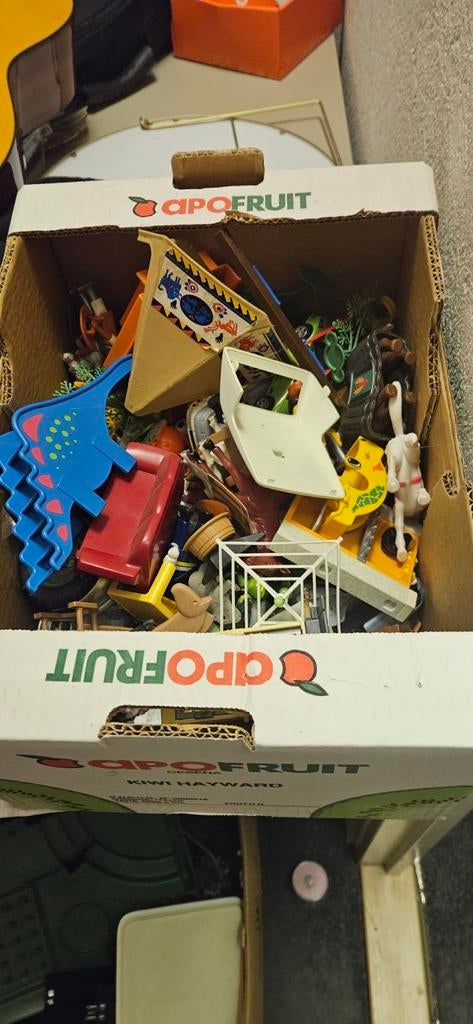 Grote doos vol speelgoed: auto's, ridders, Playmobil, Gebruikt, Los playmobil, Onbekend, Ophalen of Verzenden