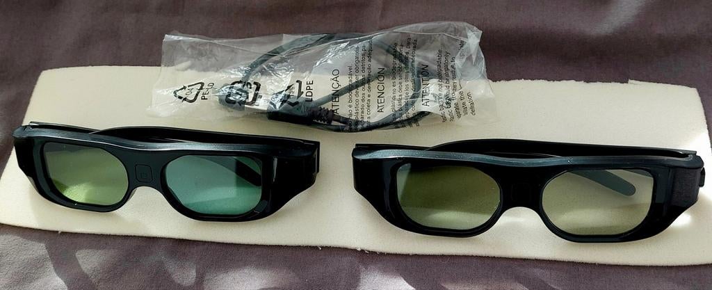 3d oplaadbare brillen, Audio, Tv en Foto, Televisie-accessoires, Ophalen, Zo goed als nieuw