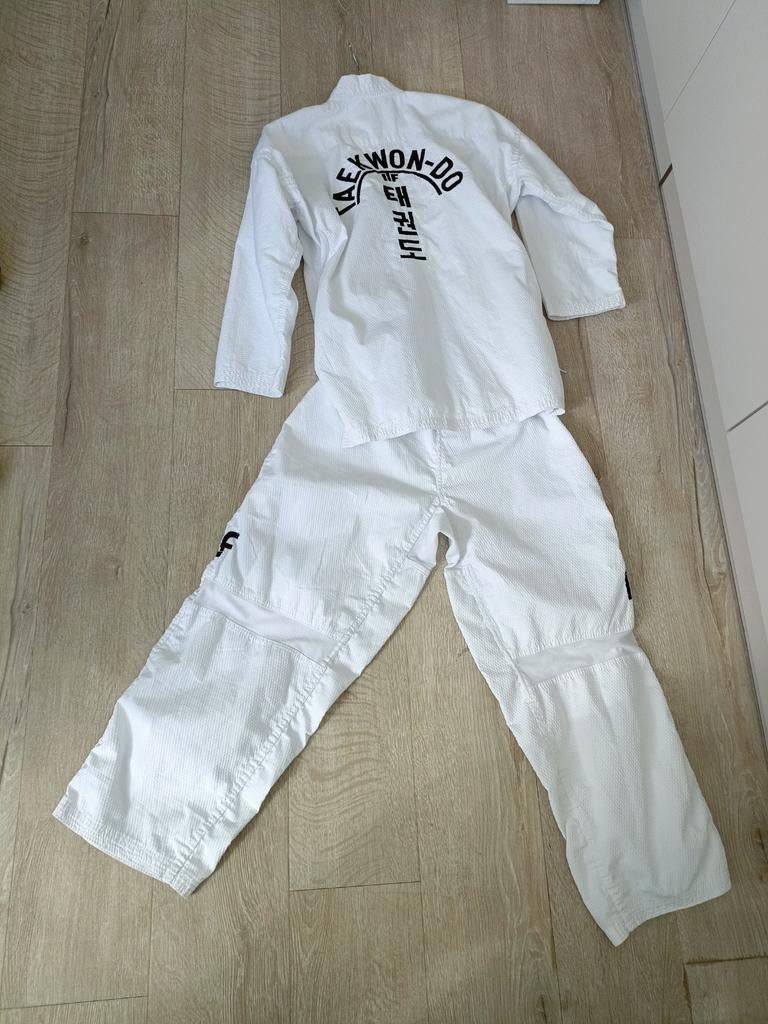 Fujimae Taekwondo pak - Maat 160, Ophalen of Verzenden