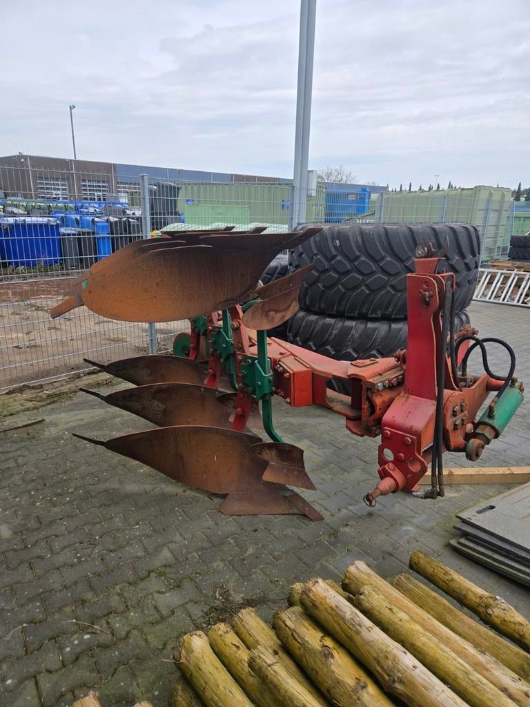 Ploeg met 3 scharen, Ophalen, Grondbewerking