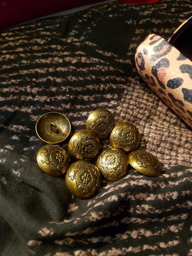 Knopen en versieringen, 3€, Hobby en Vrije tijd, Ophalen of Verzenden, Versiering, Geboorte of Huwelijk