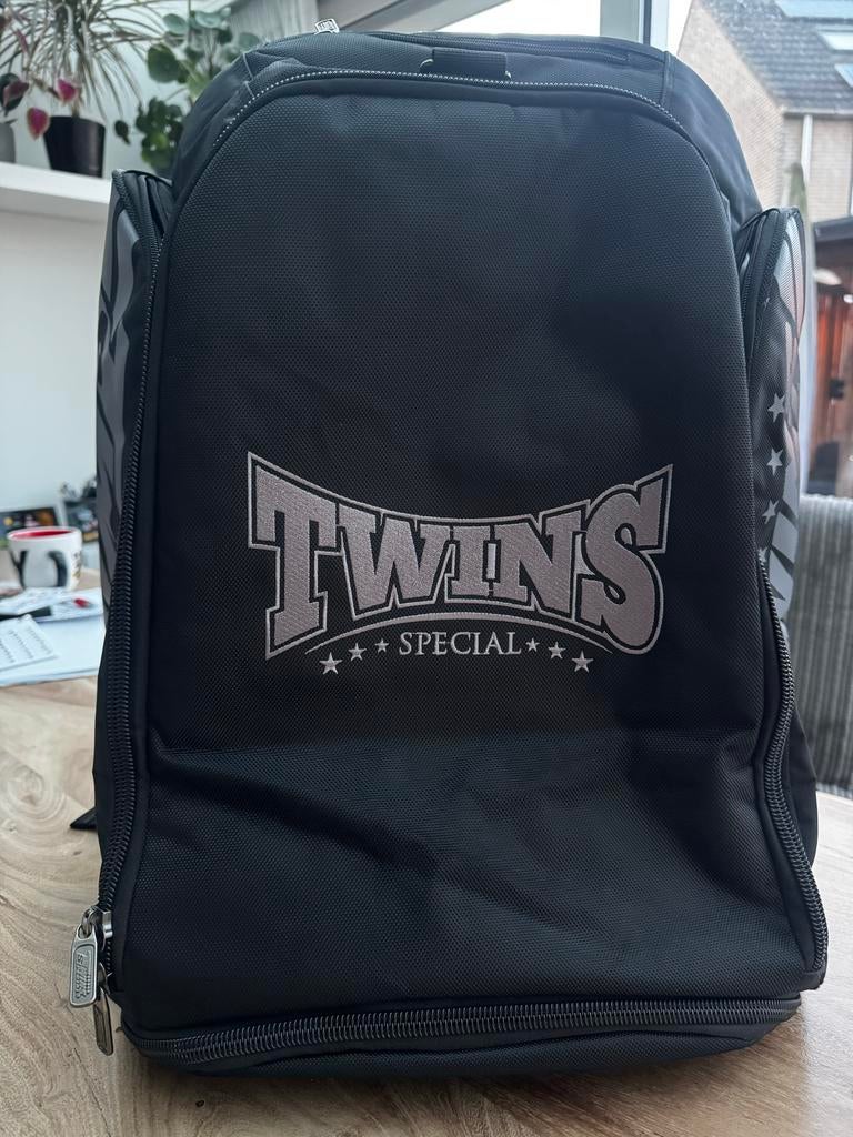 Twins special kick boks rugzak, Maat XL, Ophalen, Zo goed als nieuw, Overige
