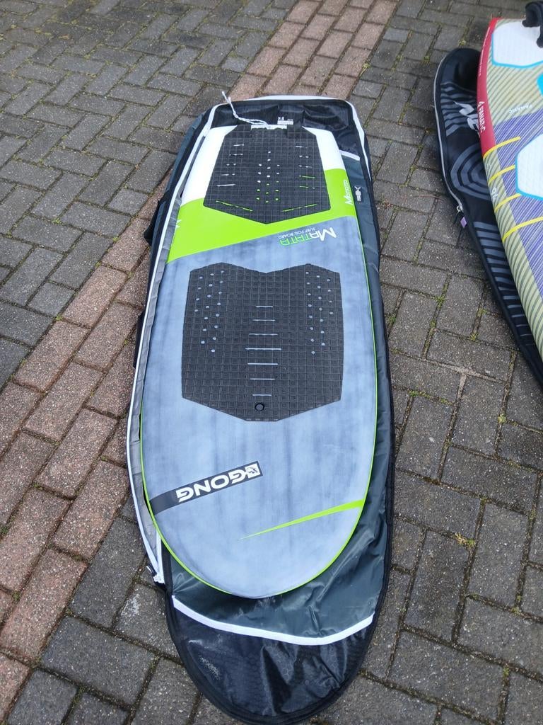 Gong Matata 4.8 Surffoil Board 47L - Nieuw!, Ophalen, Nieuw