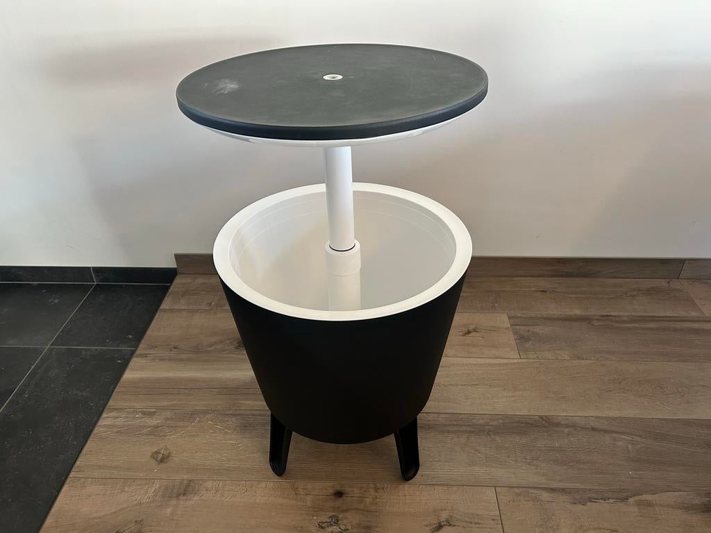Keter Cool Bar Classic - Koeler en bijzettafel, Ophalen, Zo goed als nieuw, Rond, Kunststof