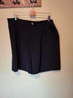 Zwarte korte broek dikke stof maat 54/56 Ladies Fashion, Kort, Zwart, Maat 46/48 (XL) of groter, Zo goed als nieuw