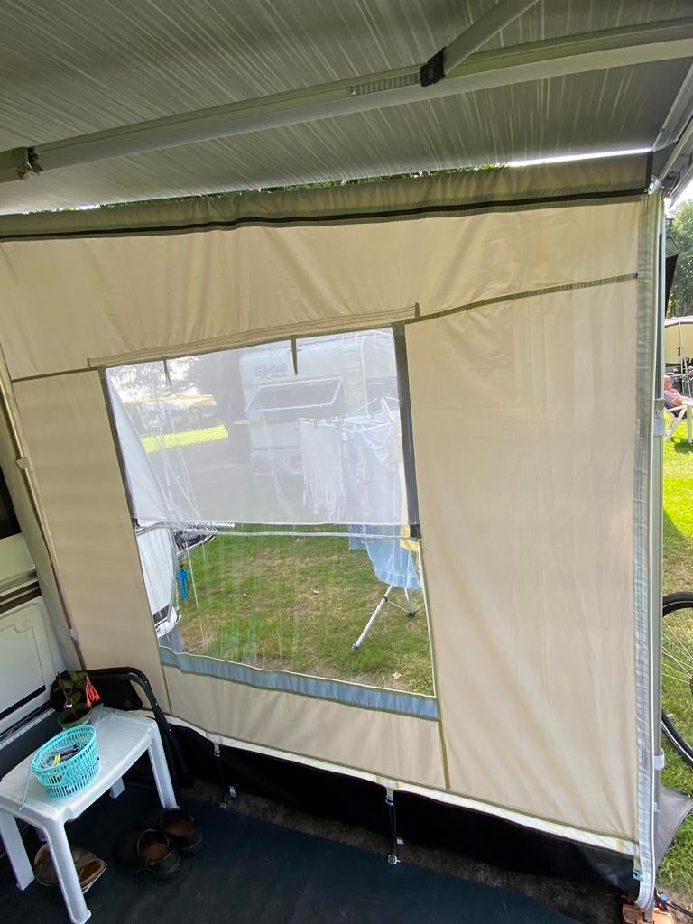 Zijwanden met voorwand voor thule luifel., Ophalen, Gebruikt