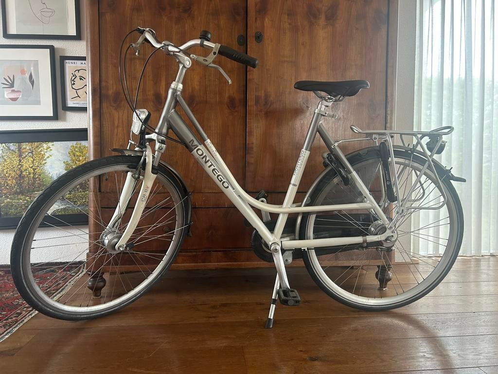 Vrouwenfiets Batavus Montego, Ophalen, Zo goed als nieuw, Batavus