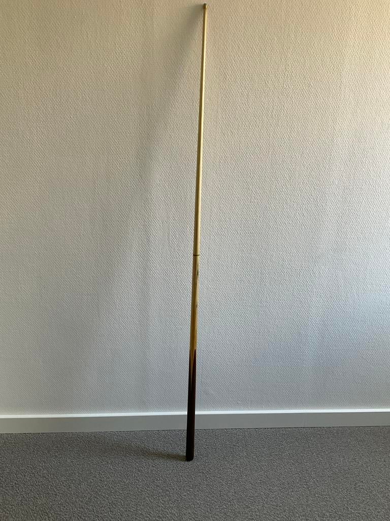 Snookerkeu 146 cm, Sport en Fitness, Biljarten en Poolen, Ophalen, Gebruikt, Keu of Ballen