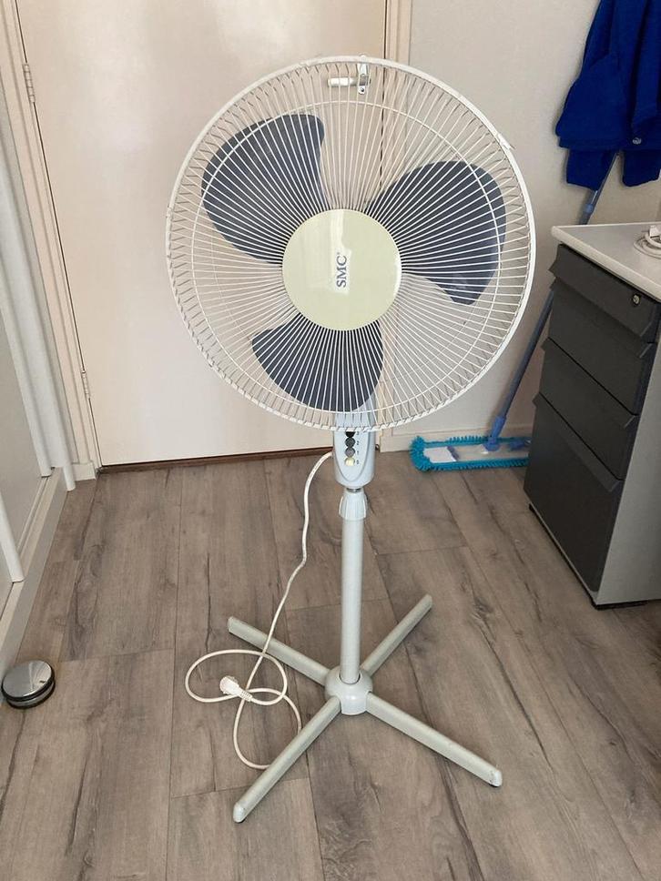 Staande ventilator, Witgoed en Apparatuur, Ventilatoren, Zo goed als nieuw, Ophalen of Verzenden
