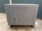 Robuuste inbraakwerende en brandvertragende kluis brandkast, Ophalen, Zo goed als nieuw, Brandkast