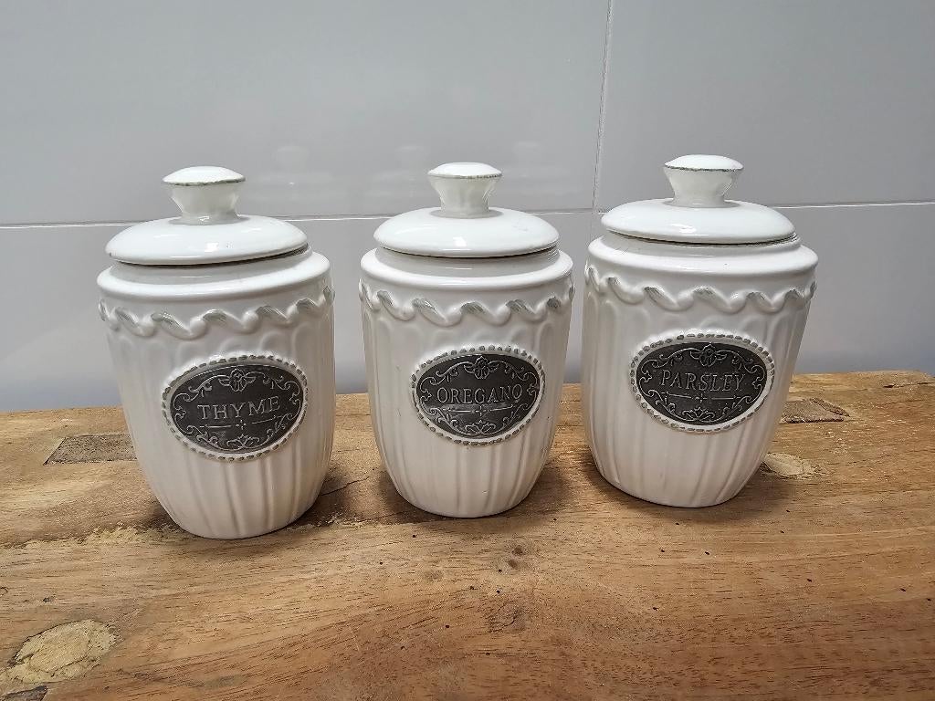 3 OUDE BROCANTE "RIVERDALE" KRUIDENPOTJES, Beige, Gebruikt, Ophalen of Verzenden, Voorraadpot