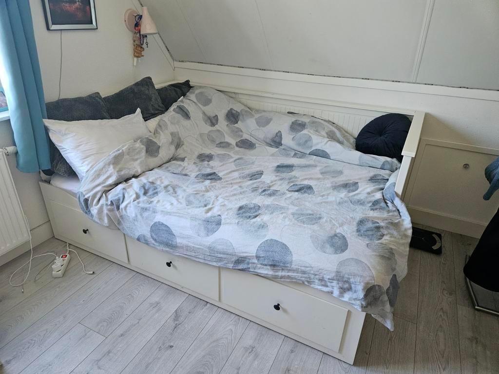 Ikea Hemnes witte bedbank 80x200 (uitschuifbaar tot 160x200), Ophalen, Gebruikt, Wit, Tweepersoons