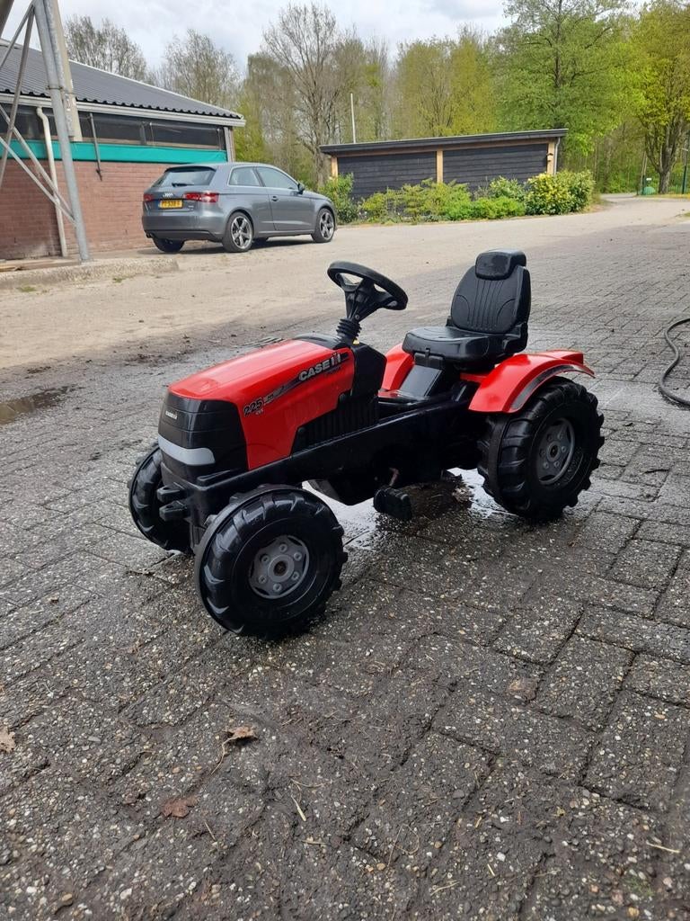 Stoere rode traptrekker voor urenlang speelplezier, Ophalen, Gebruikt, Trapvoertuig