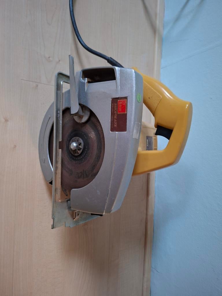 McGraw-Edison 7 1/4" Cirkelzaag - 1050W, Gebruikt, Cirkelzaag, McGraw-Edison, 600 tot 1200 watt