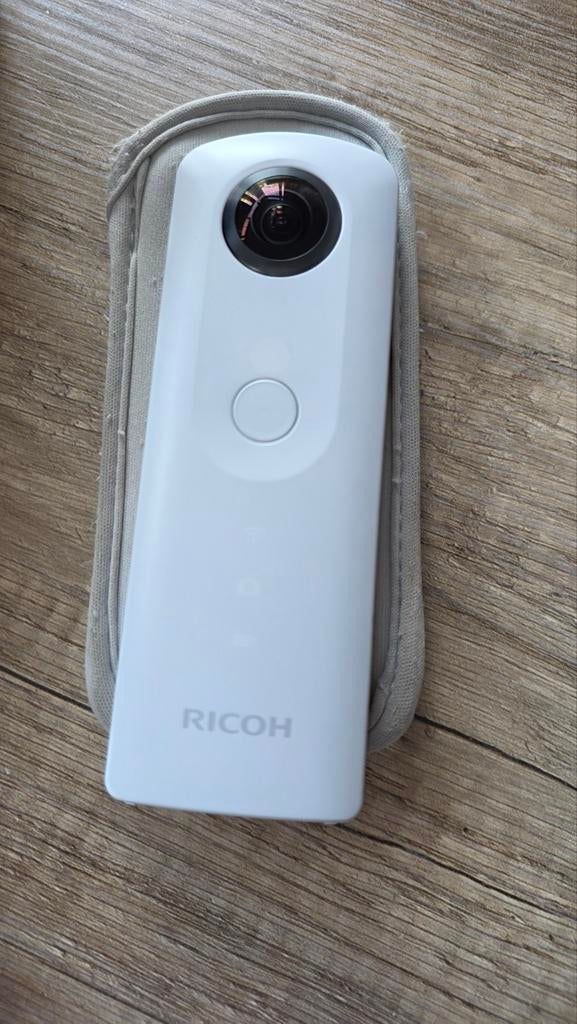 Ricoh Theta SC met onderwaterhuis - Complete set, Ophalen of Verzenden, Gebruikt, 10 t/m 40 meter, Complete set