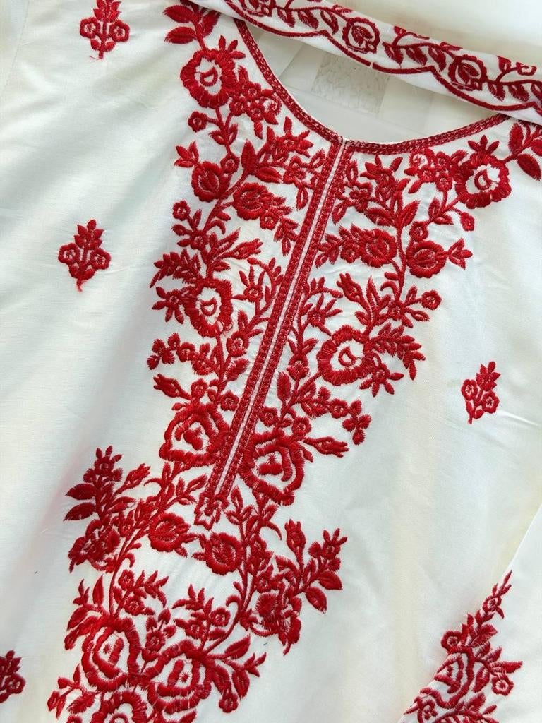 Nieuwe mooie salwar, Kleding | Dames, Overige Dameskleding, Ophalen of Verzenden