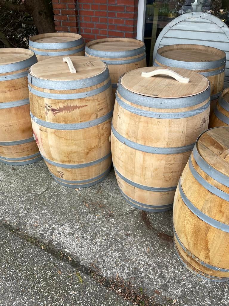 Wijnvaten/regentonnen, Ophalen, 150 liter of meer, ., Zo goed als nieuw