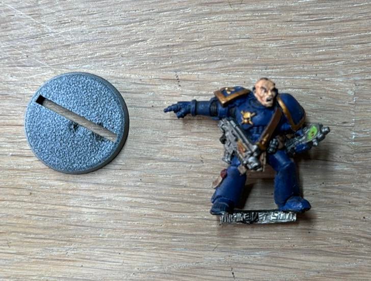 Warhammer 40k Veteran Sergeant Space Marine (metal), Ophalen of Verzenden, Zo goed als nieuw, Warhammer 40000