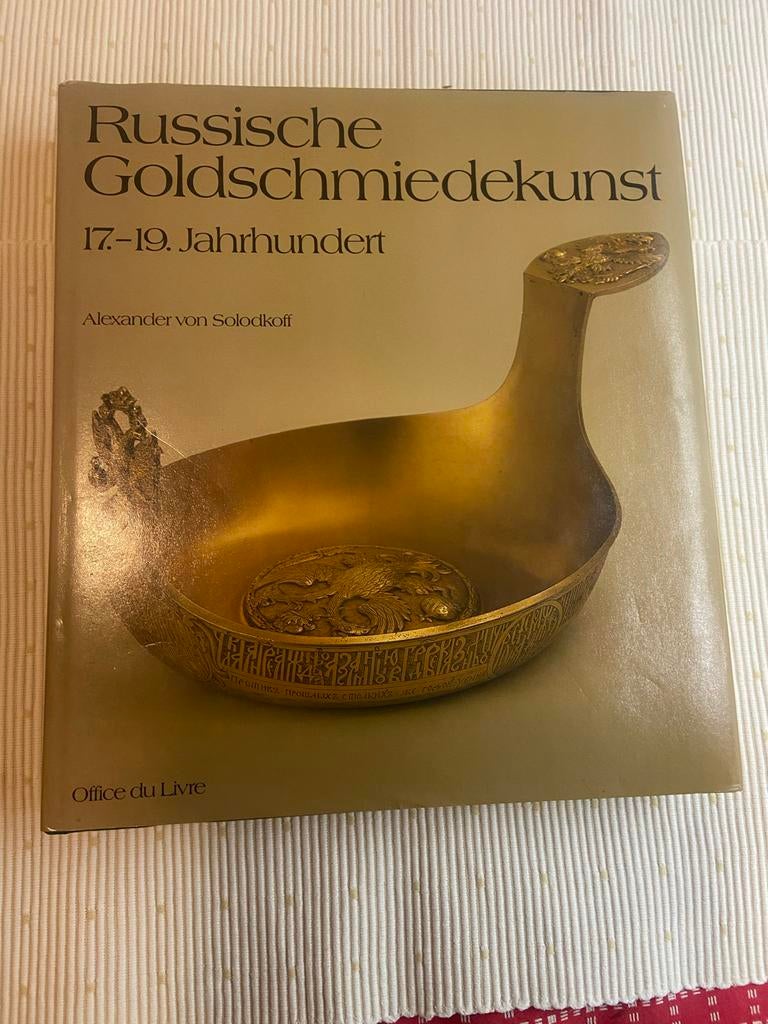Russische Goudsmeedkunst 17.-19. Eeuw - Alexander von Solodk, Antiek en Kunst, Ophalen of Verzenden, Zilver