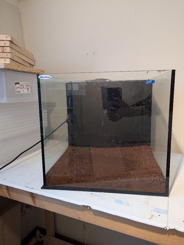 2 x Aquarium, Dieren en Toebehoren, Ophalen, Inclusief toebehoren, Zo goed als nieuw, Leeg aquarium