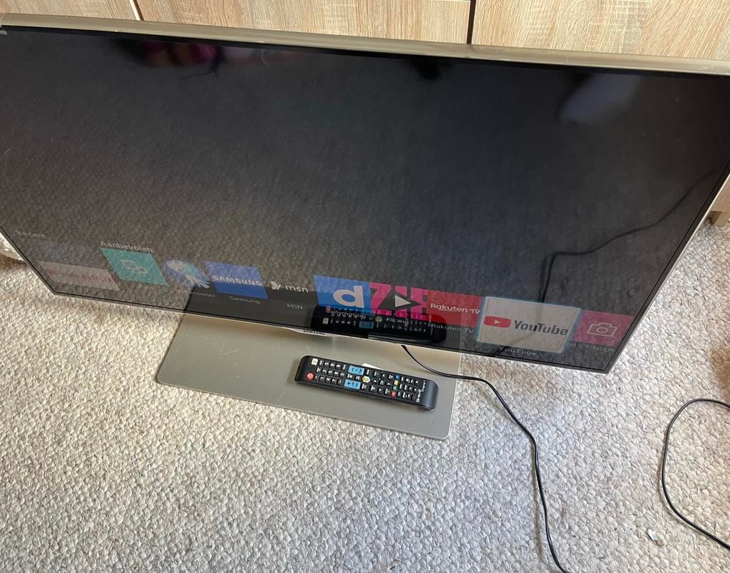 Samsung ue40f6770 40 inch Smart TV vandaag ophalen €100, Audio, Tv en Foto, Televisies, Ophalen of Verzenden, Zo goed als nieuw