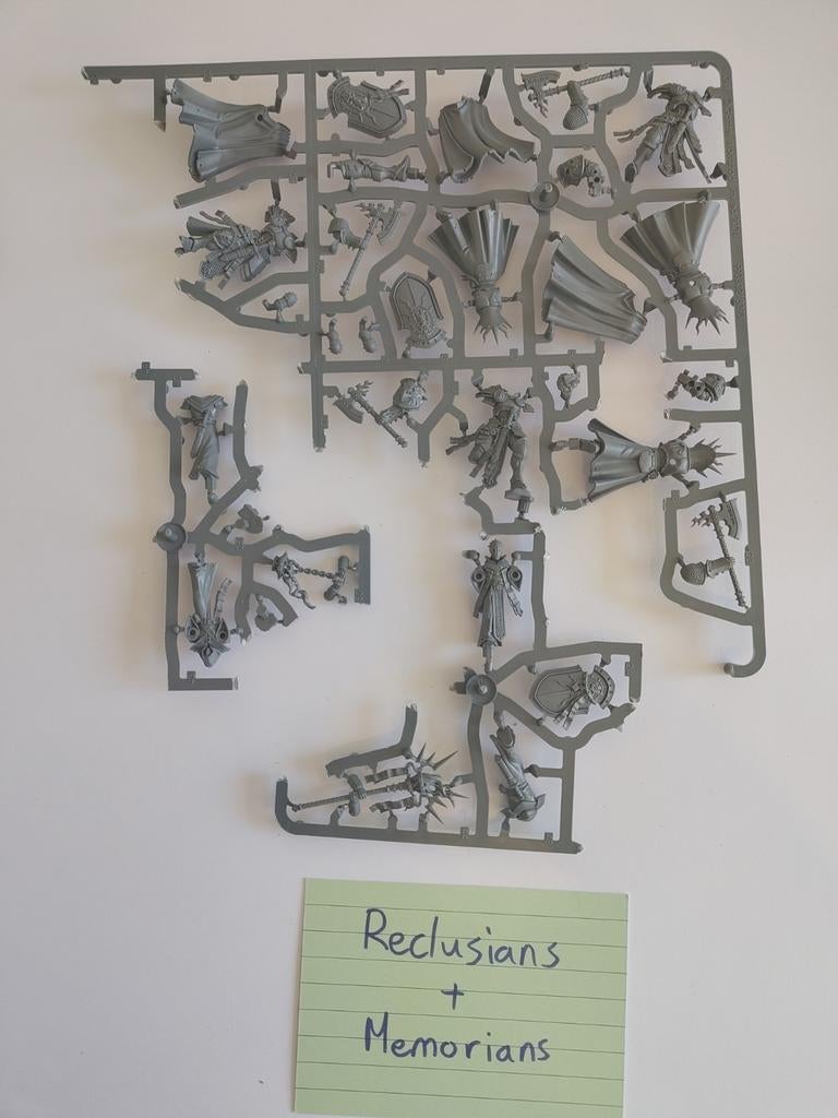Warhammer AoS Stormcast Reclusians met Memorians op sprue, Hobby en Vrije tijd, Wargaming, Ophalen of Verzenden, Warhammer