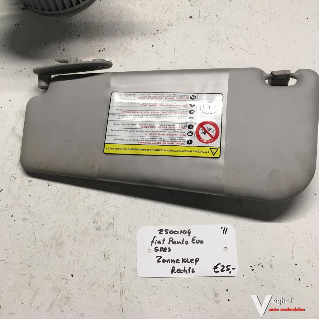 Fiat Punto Evo 5drs  2011 2500104 Zonneklep Rechtsvoor, Gebruikt, -, -, Ophalen of Verzenden