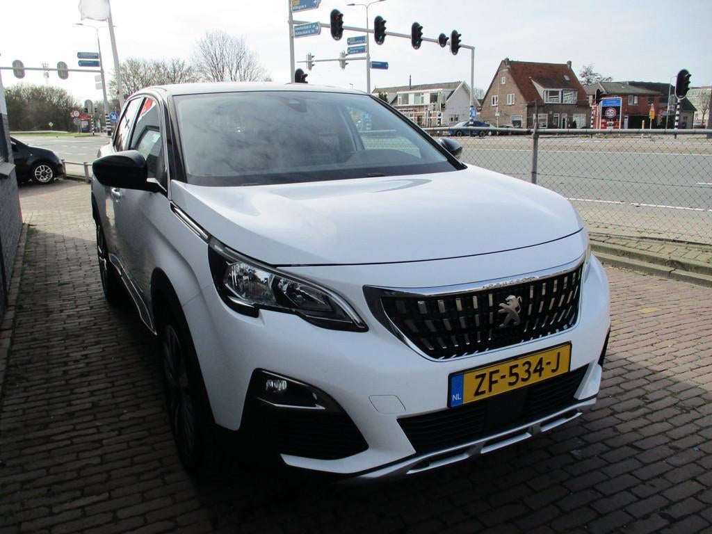 Peugeot 3008 1.2 PureTech Blue Lease Premium, Voorwielaandrijving, Gebruikt, 1199 cc, Wit
