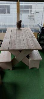 Houten tafel met twee bankjes., Ophalen of Verzenden, Gebruikt, Rechthoekig, Hout