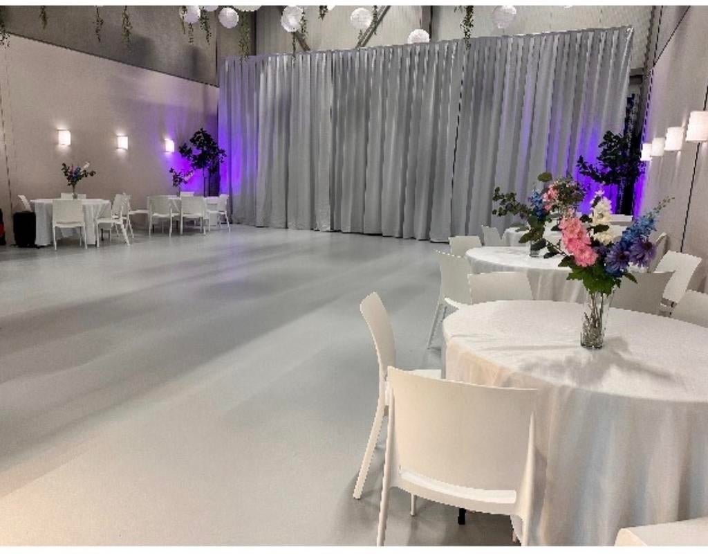 Zaal te koop gezocht / zaal verhuur overname, Ophalen of Verzenden, Overige