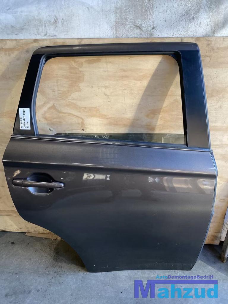 MITSUBISHI OUTLANDER PHEV Grijs rechts achter deur portier 2, Auto-onderdelen, Info@mitsubishi-motors.com, Gebruikt, Deur, Achter