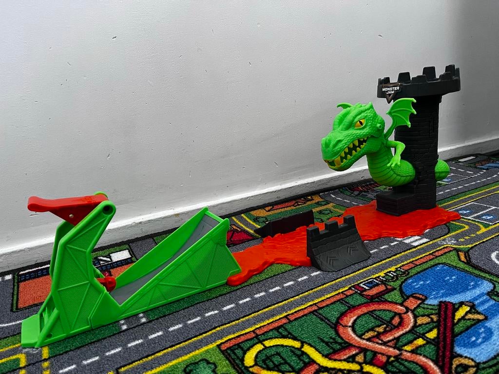 Monster Jam - Duel met de Draak-speelset, Ophalen, Gebruikt, Jongen of Meisje