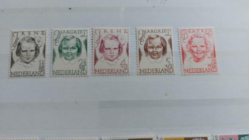 Postzegels Nederland postfris 454/459 - Jeugd 1946, Postzegels en Munten, Postzegels | Nederland, Ophalen of Verzenden, Na 1940