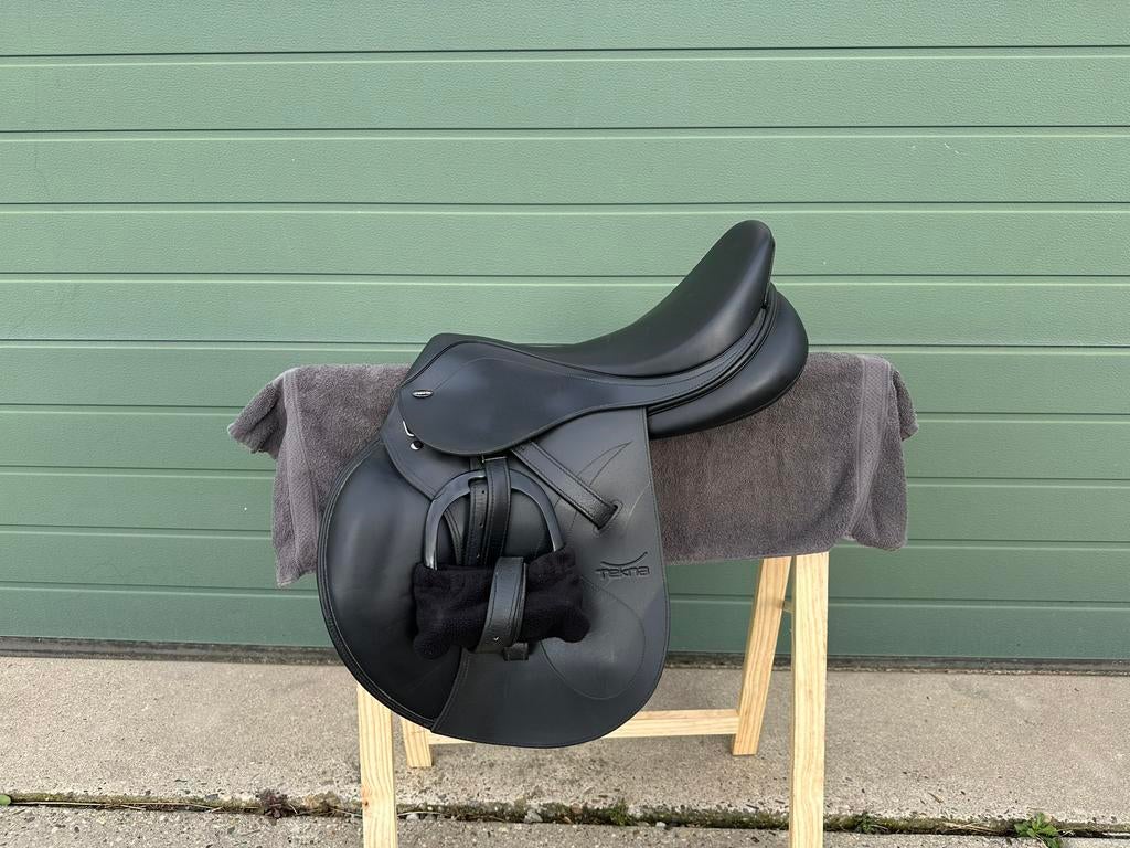 Tekna Springzadel + alle toebehoren, Dieren en Toebehoren, Paarden en Pony's | Hoofdstellen en Tuigage, Zo goed als nieuw, Springen