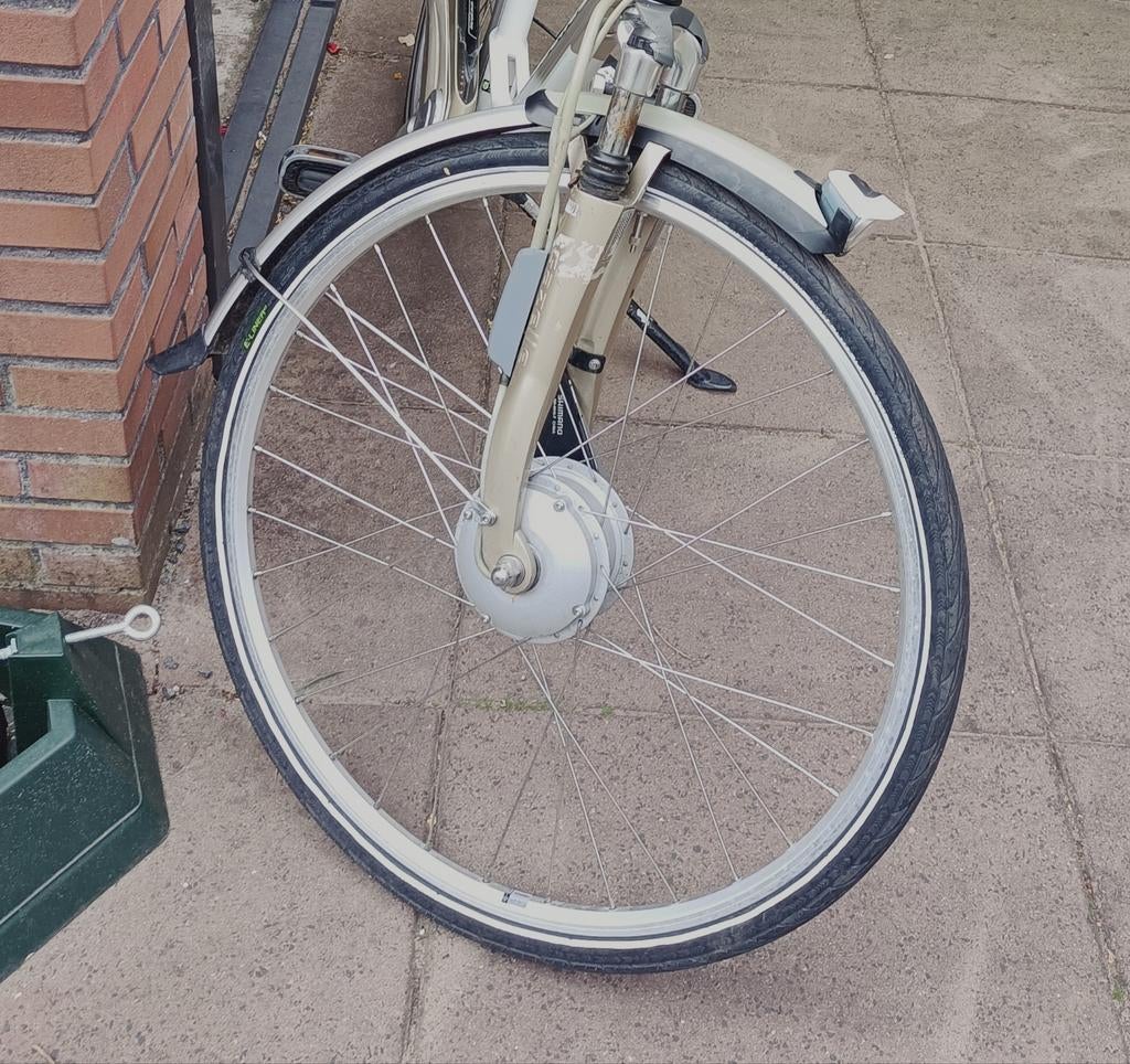 Gazelle orange innergy voorwielmotor, Fietsen en Brommers, Fietsonderdelen, Ophalen, Band