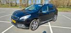 Peugeot 2008 1.2 VTI 81KW 2015 Zwart, Auto's, Zwart, 1270 kg, Origineel Nederlands, Handgeschakeld