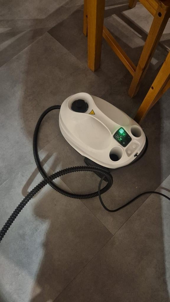 Karcher SC3 vacuum cleaner - Used twice., Witgoed en Apparatuur, Stoomapparaten, Ophalen
