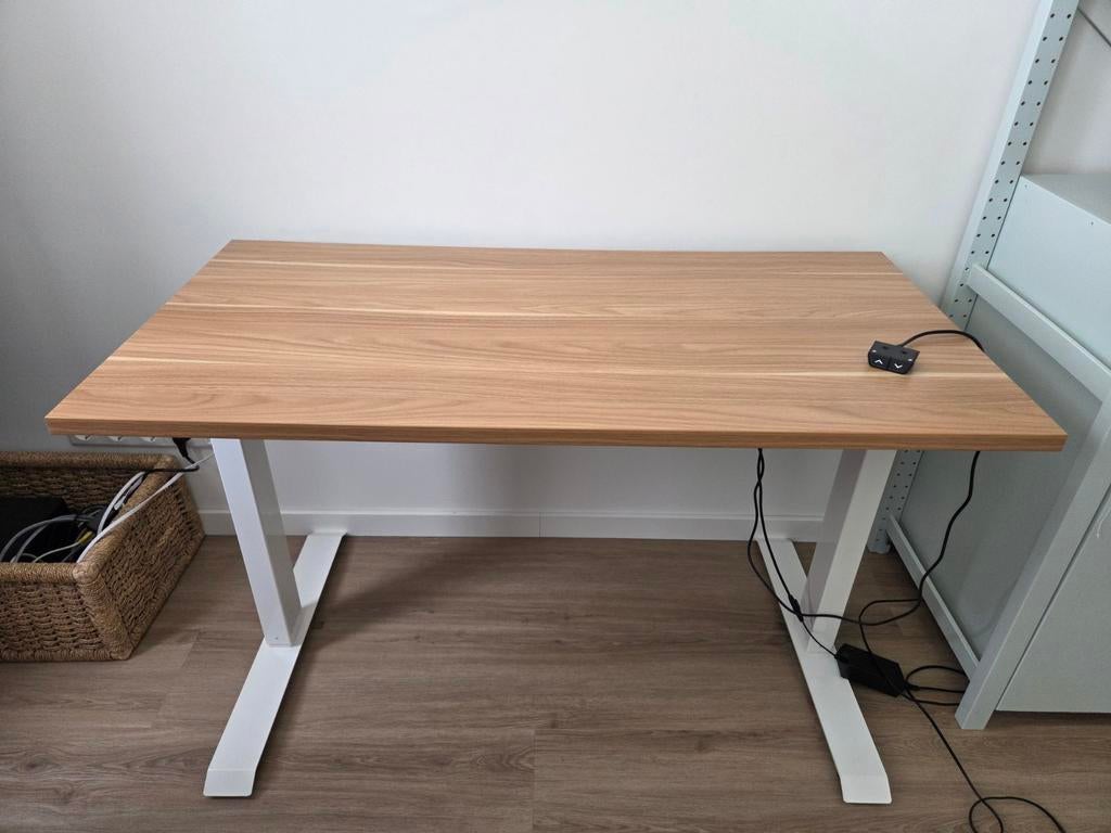 Elektrische Zit/Sta bureautafel 120x60, Esdoorn/ wit, Huis en Inrichting, Bureaus, Ophalen, In hoogte verstelbaar, Zo goed als nieuw