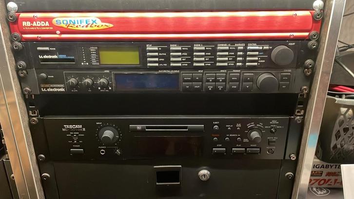 TC electronic M-One, Muziek en Instrumenten, Effecten, Zo goed als nieuw, Multi-effect, Ophalen of Verzenden