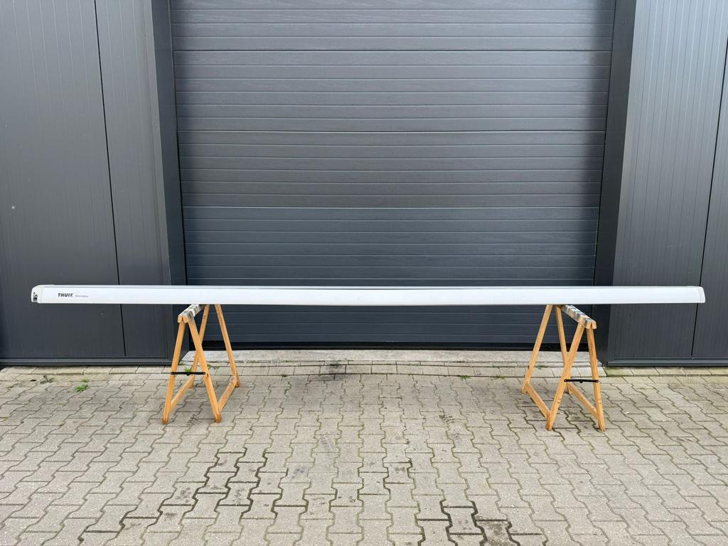 Thule Omnistor casetteluifel 6300 4,5 meter, Caravans en Kamperen, Ophalen of Verzenden, Gebruikt, PVC, Thule
