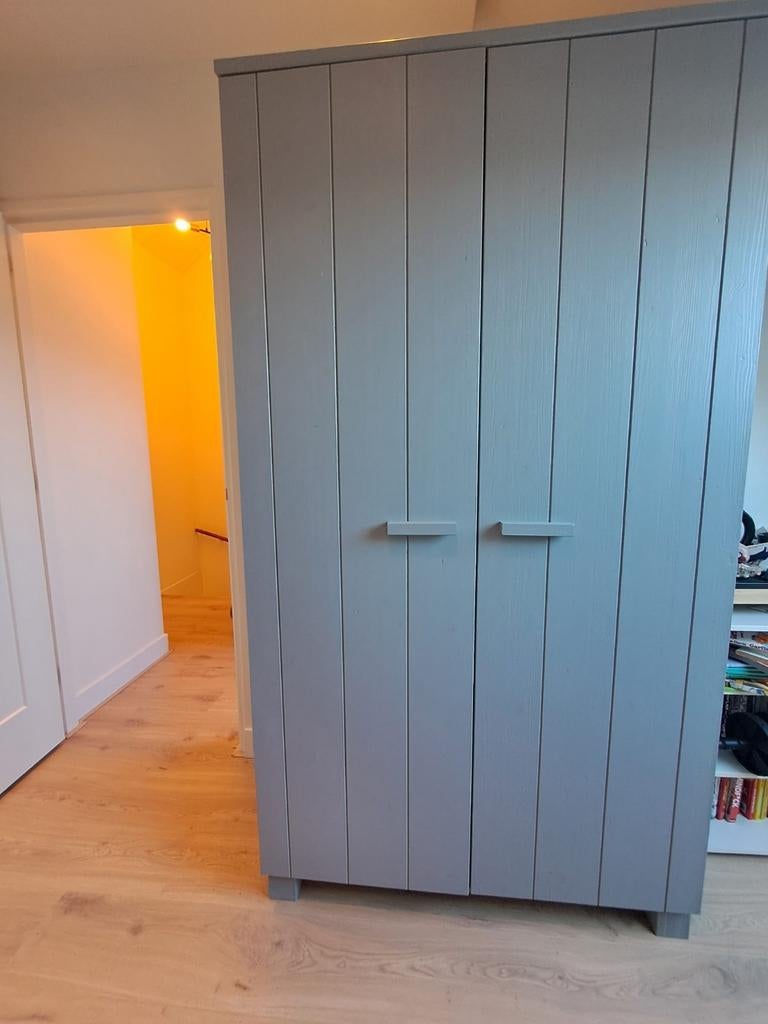 Kledingkast jongen grijs Wood Dennis, Huis en Inrichting, Ophalen, 50 tot 100 cm, Zo goed als nieuw, 150 tot 200 cm