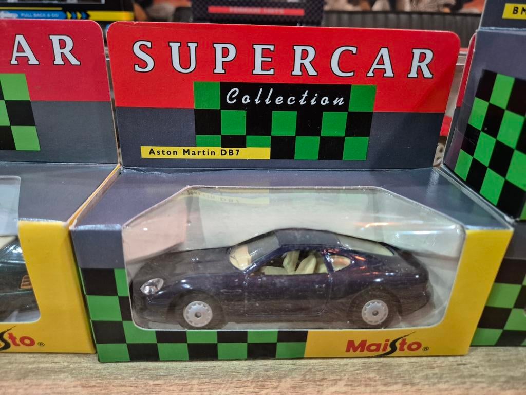 Maisto Supercar Collection Aston Martin DB7, Ophalen of Verzenden