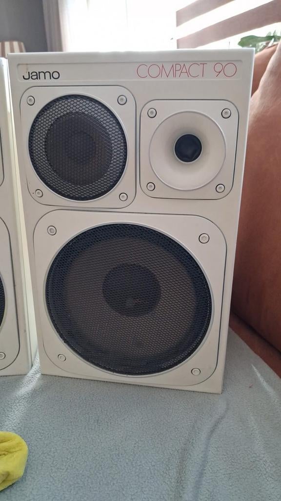 2 Jamo boxen Vinted, Ophalen of Verzenden, 60 tot 120 watt, Front, Rear of Stereo speakers, Jamo