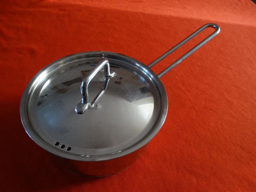 Hackman steelpan diam 16 cm Inductie, Huis en Inrichting, Keuken | Potten en Pannen, Kookpan of Snelkookpan, Gebruikt, Inductieplaat