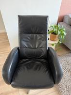 Zwarte fauteuil met draaivoet en verstelbare rugleuning, Gebruikt, Ophalen of Verzenden, 50 tot 75 cm, Leer
